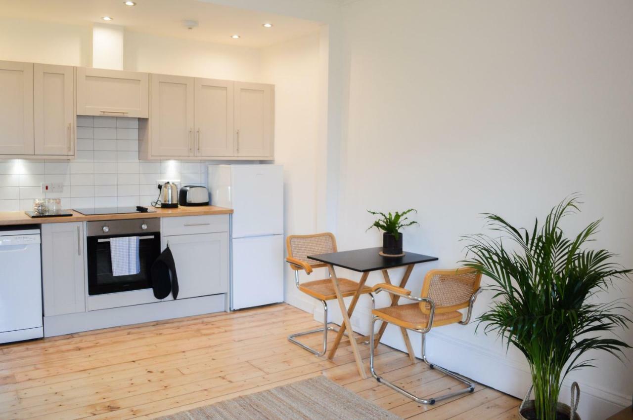 Modern 1 Bedroom Flat In The Heart Of EDI Kültér fotó